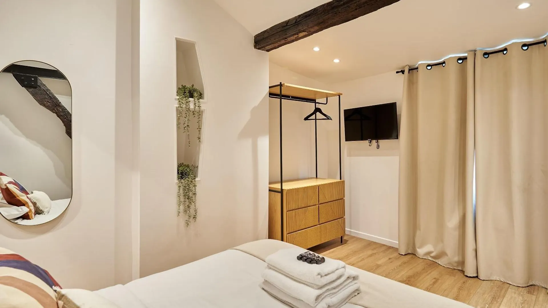 Apartment Le Marais By Studio Prestige Paris
